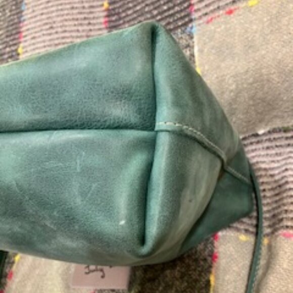 Portland Leather Surf Medium Classic Crossbody VGUC - Picture 6 of 12